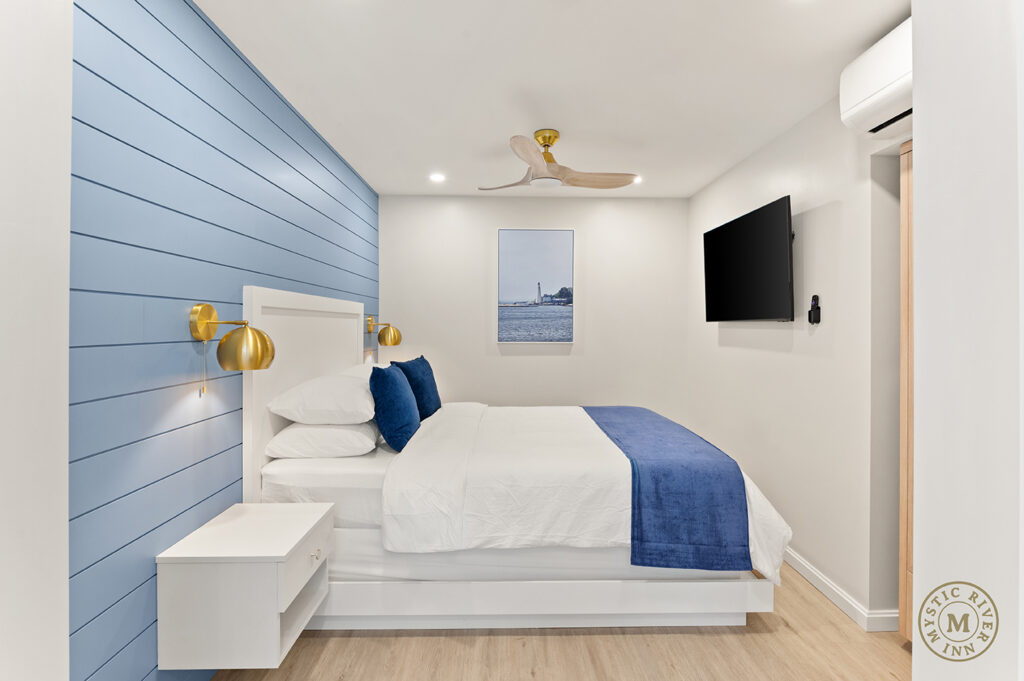 Mariners Suite bedroom area at Mystic River Inn.
