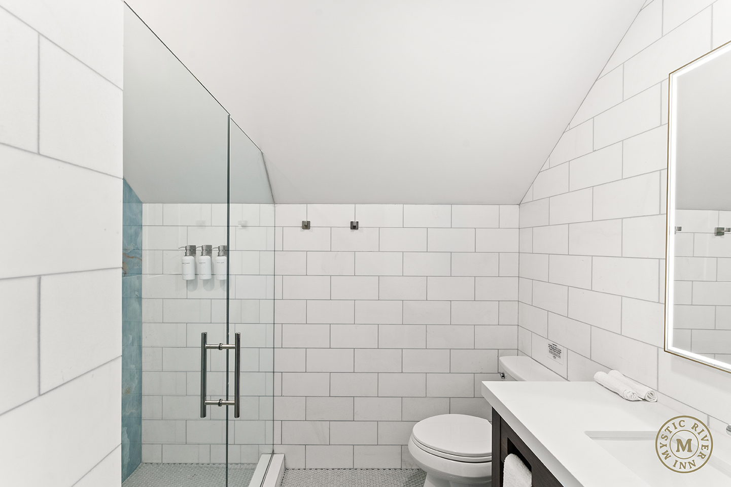 301-Captain Suite-13 copy